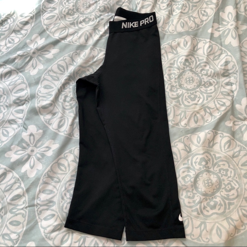 Nike Pro Dri-Fit Tights Black Capri Leggings